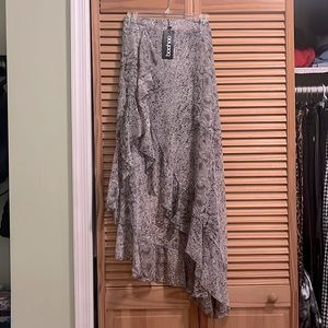Snake print ruffle skirt